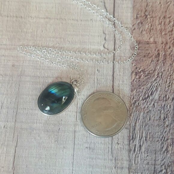 Labradorite Crystal Necklace Natural Gemstone Pendant - Picture 3 of 3